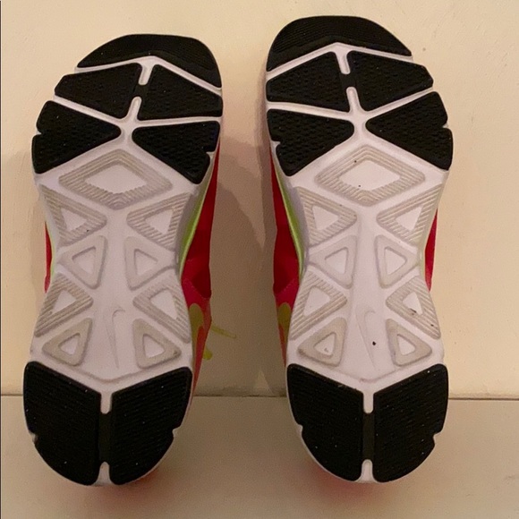 Nike Training - Picture 4 of 4